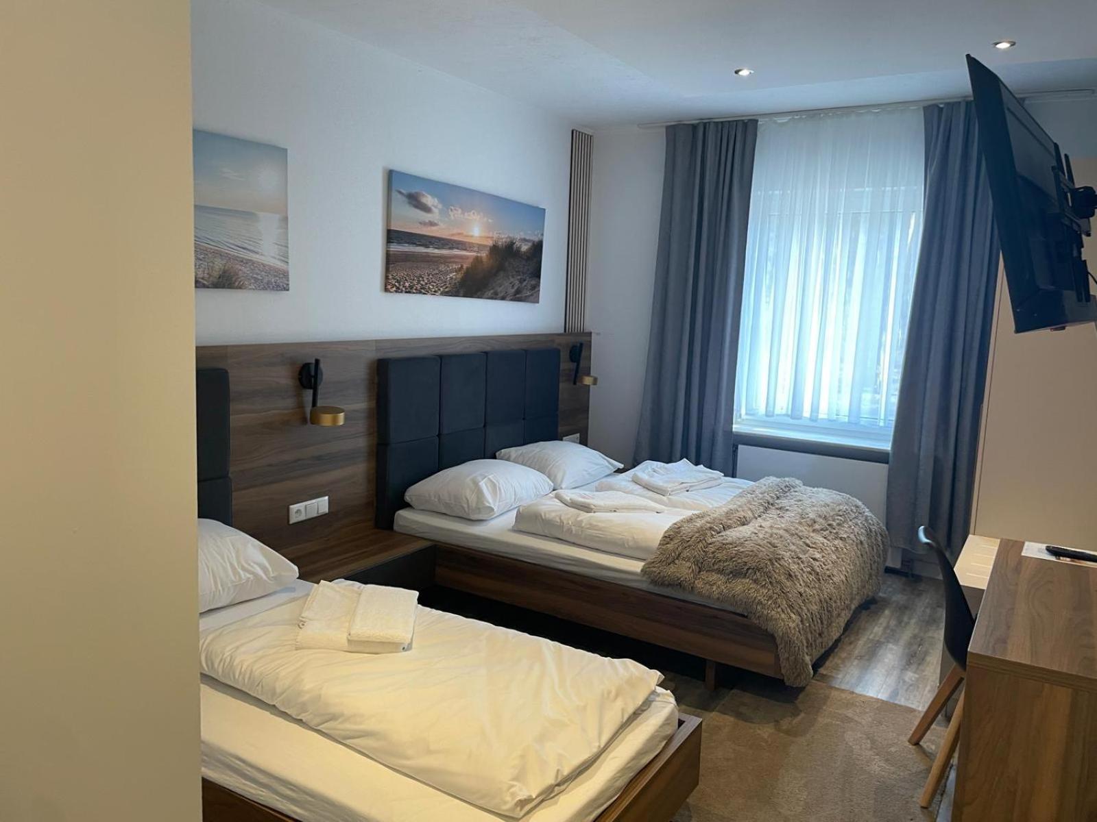 Hotel Ambiente Soltau Esterno foto