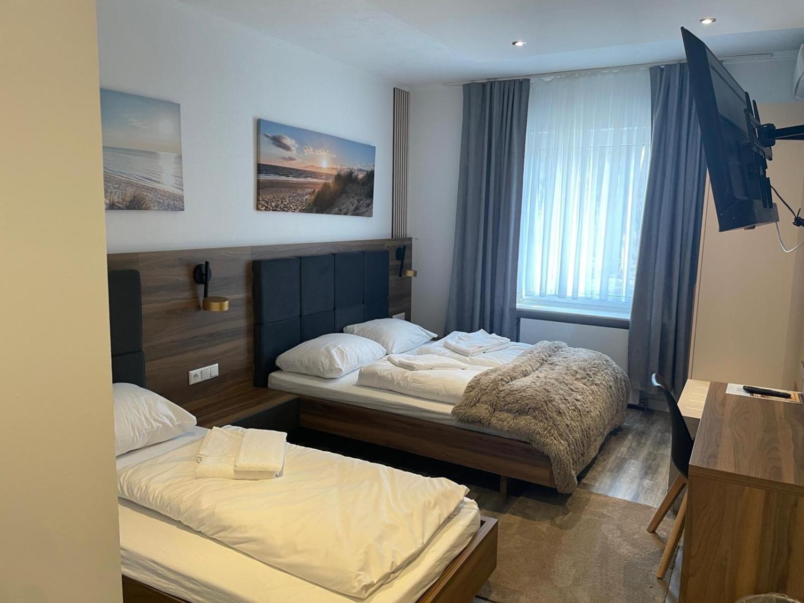 Hotel Ambiente Soltau Esterno foto