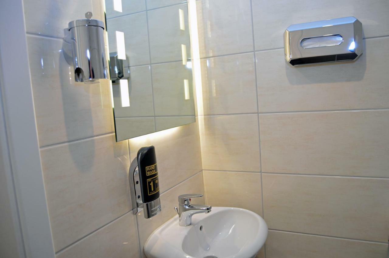 Hotel Ambiente Soltau Esterno foto